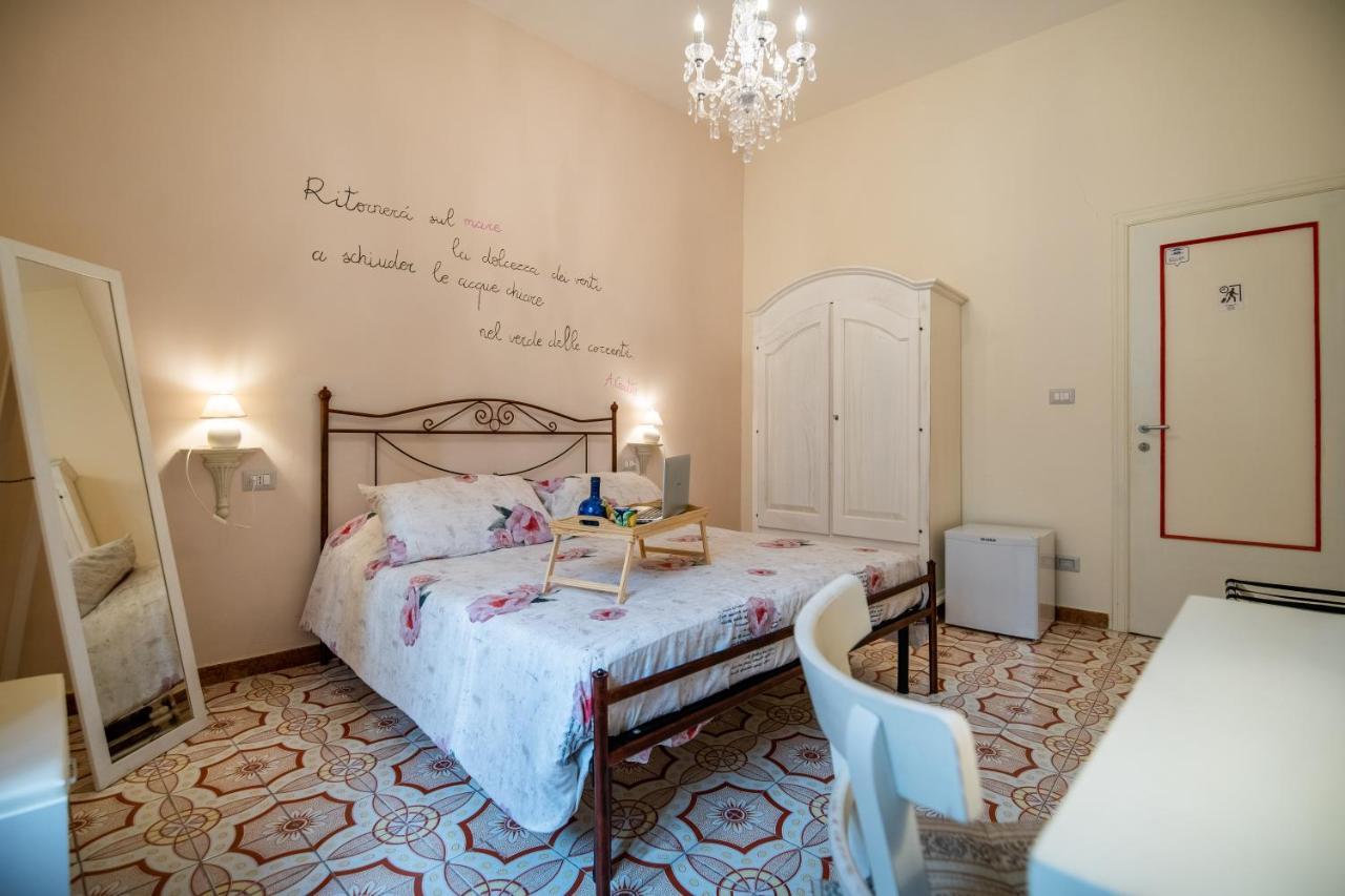 Terre Dipinte Bed & Breakfast ซาแลร์โน ภายนอก รูปภาพ