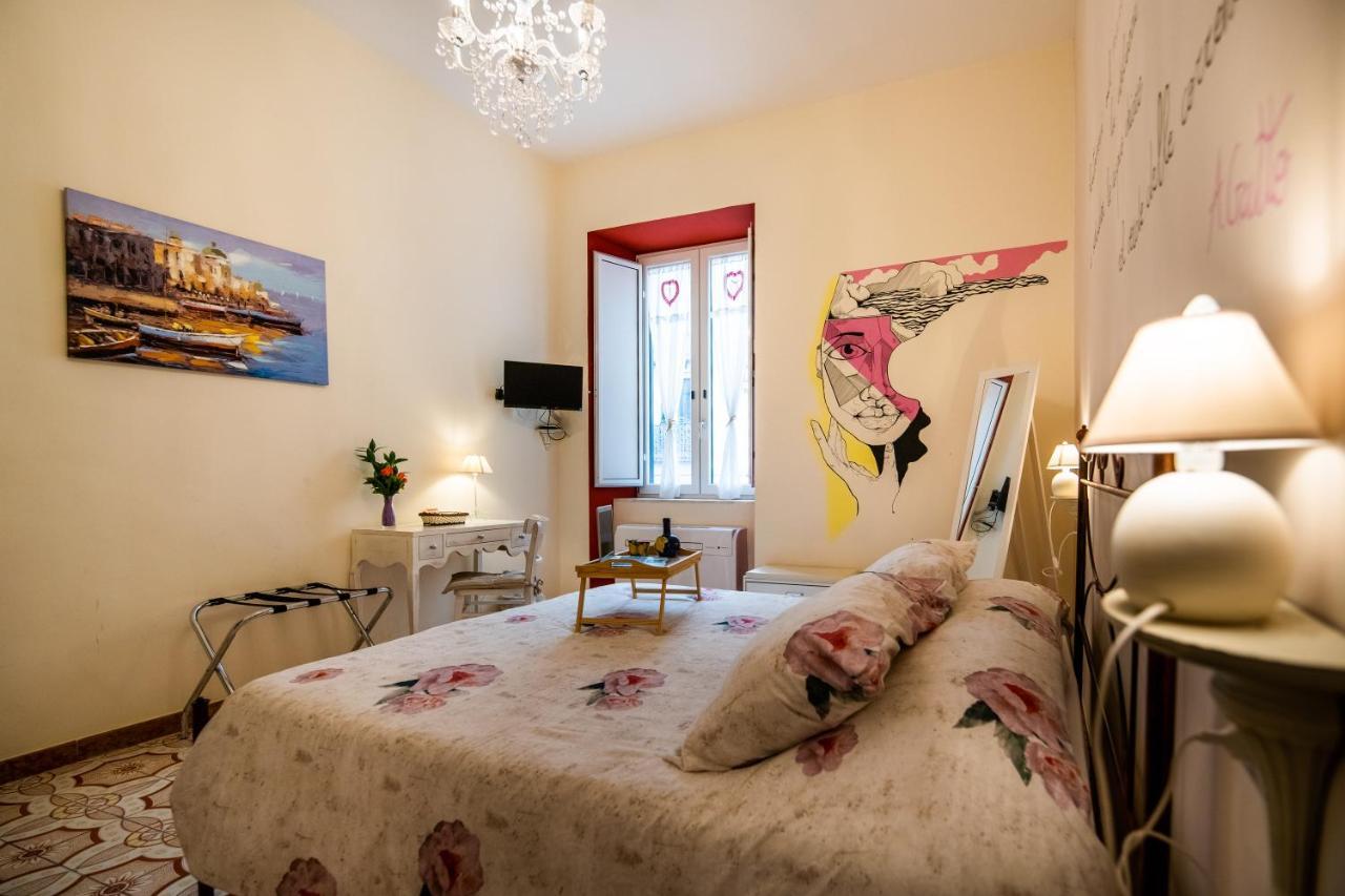 Terre Dipinte Bed & Breakfast ซาแลร์โน ภายนอก รูปภาพ