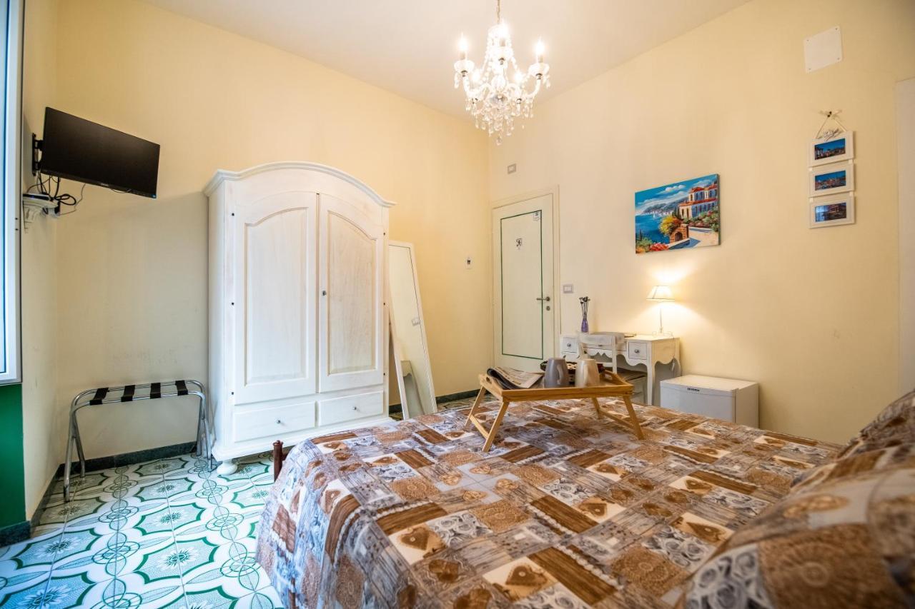 Terre Dipinte Bed & Breakfast ซาแลร์โน ภายนอก รูปภาพ