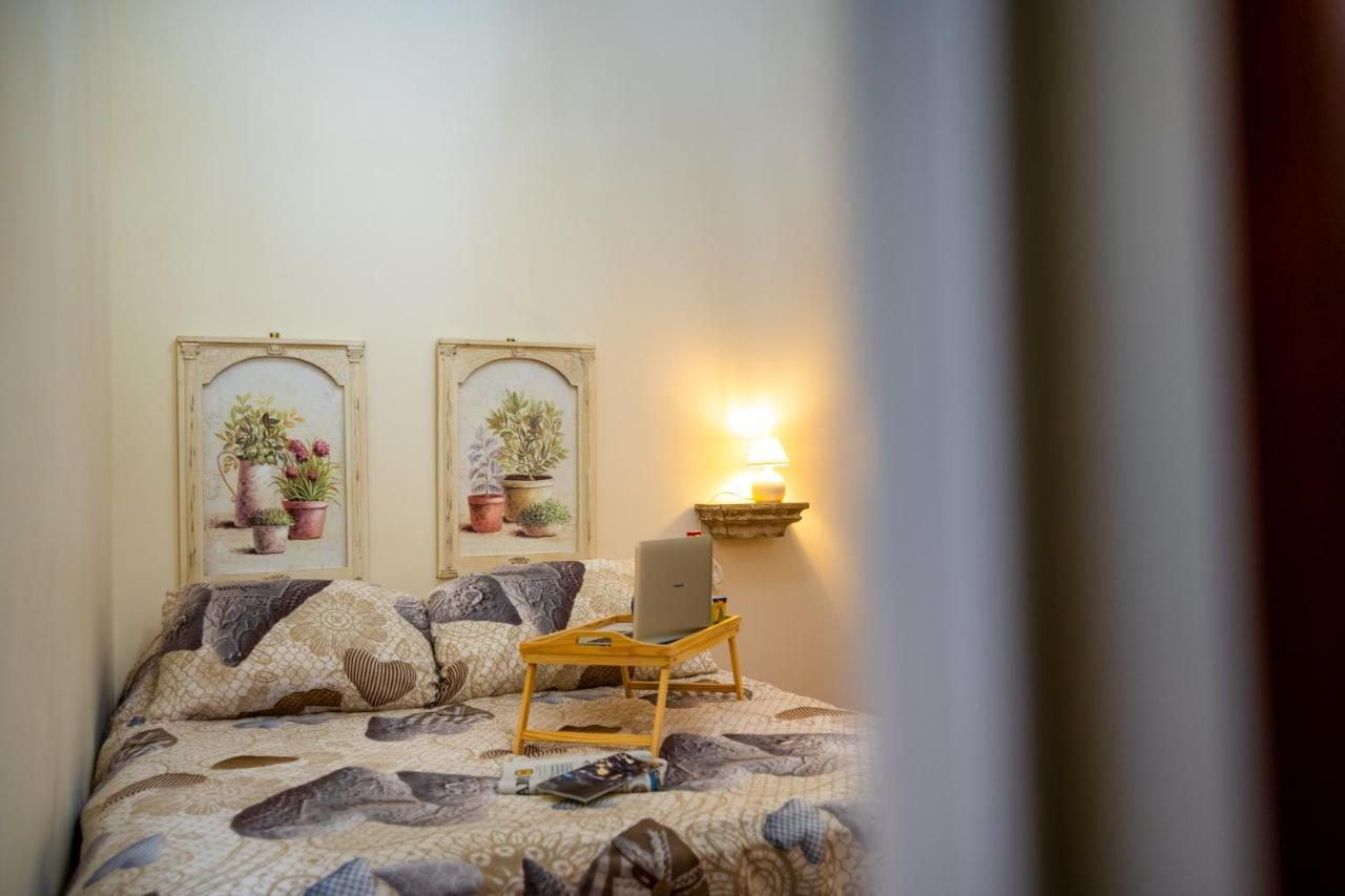 Terre Dipinte Bed & Breakfast ซาแลร์โน ภายนอก รูปภาพ