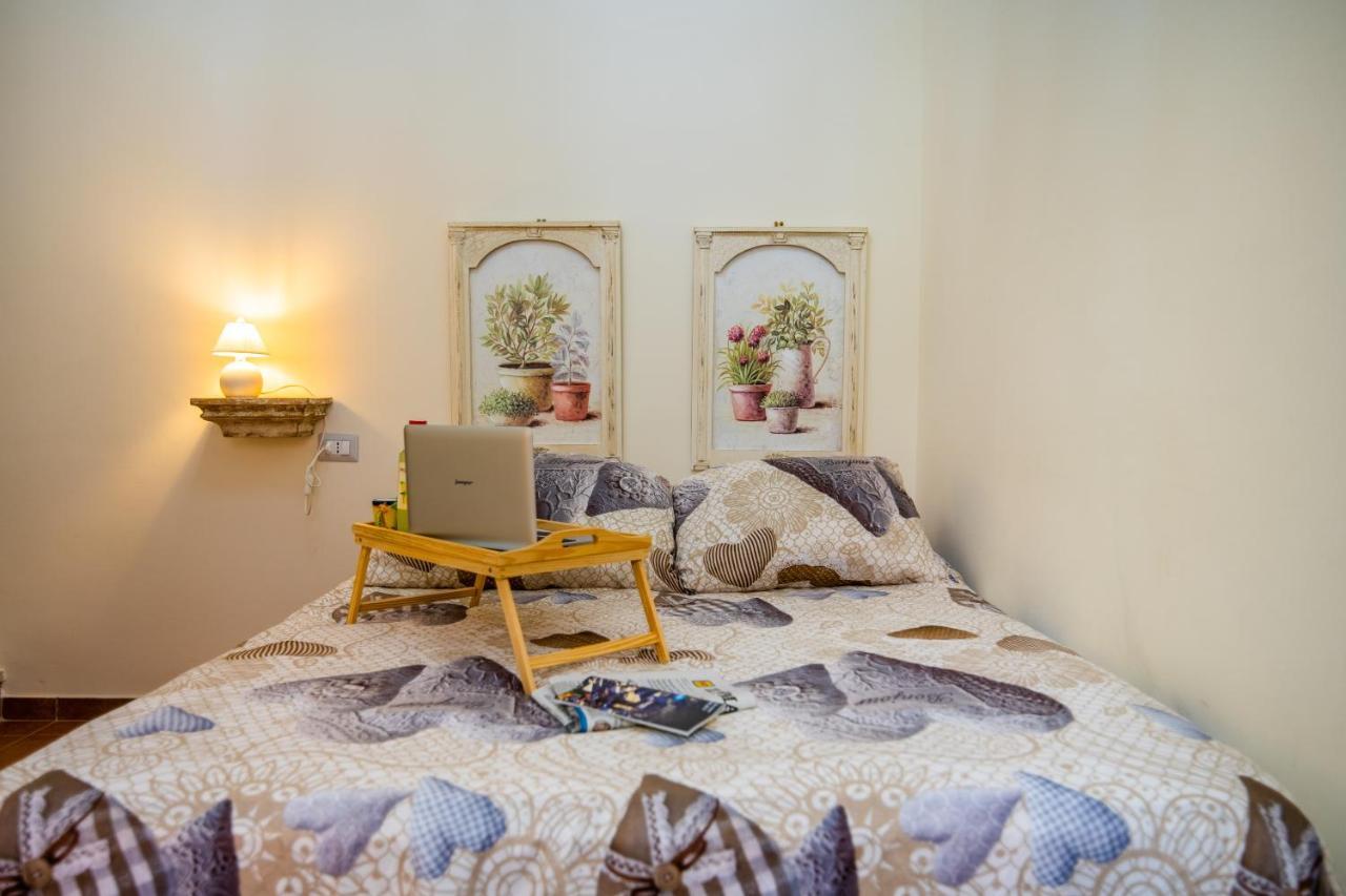 Terre Dipinte Bed & Breakfast ซาแลร์โน ภายนอก รูปภาพ