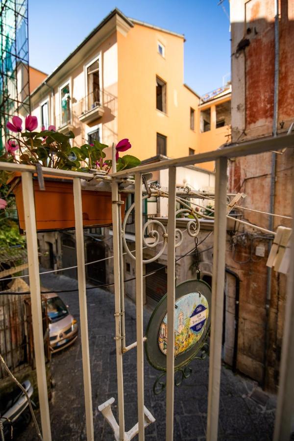 Terre Dipinte Bed & Breakfast ซาแลร์โน ภายนอก รูปภาพ