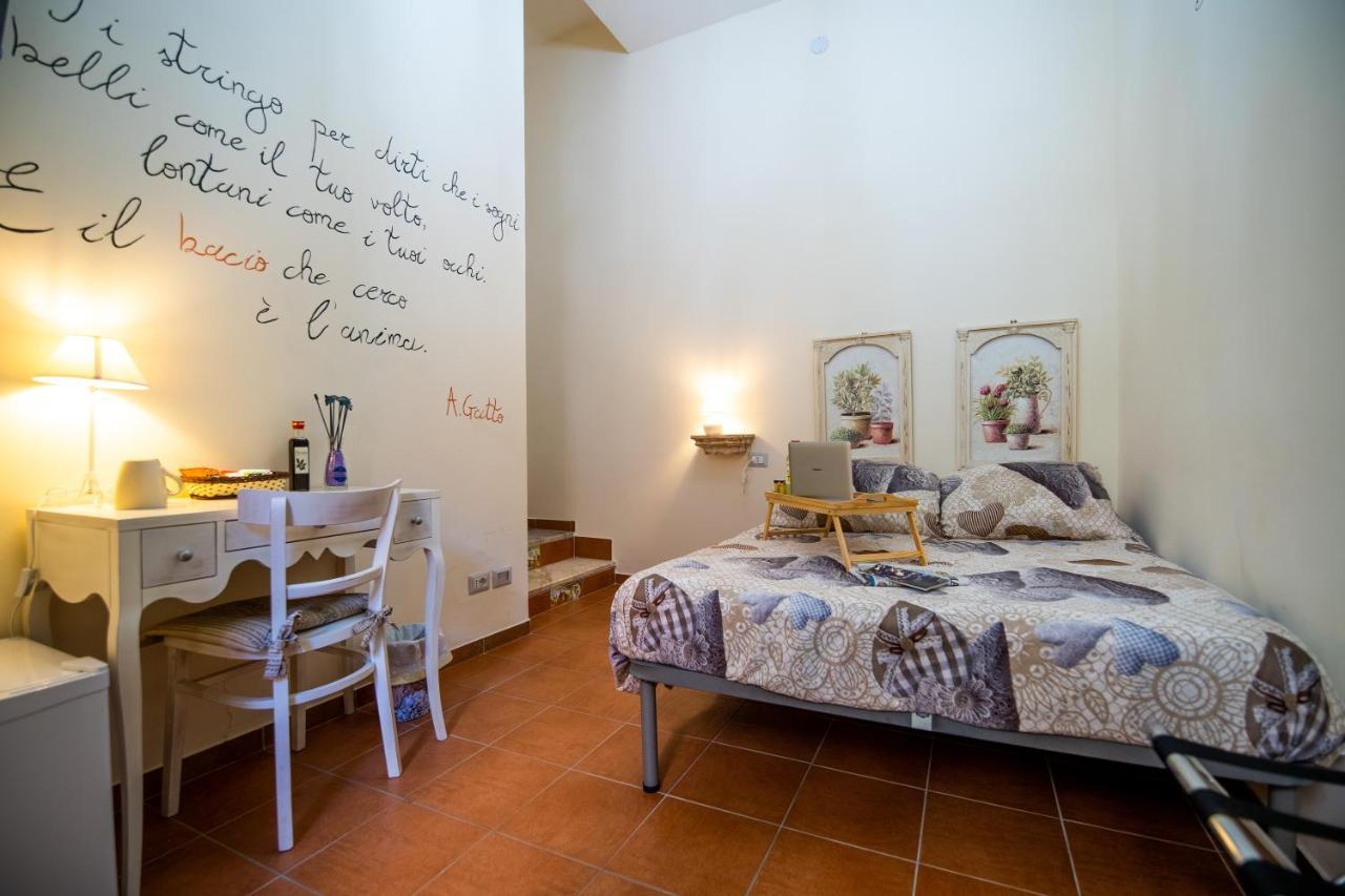 Terre Dipinte Bed & Breakfast ซาแลร์โน ภายนอก รูปภาพ